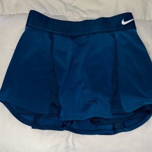 Nike golf skort